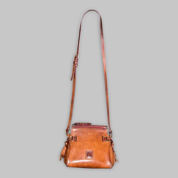 Vintage Dooney & Bourke Florentine Leather Small Crossbody Bag – Saddle Brown - Picture 1 of 7